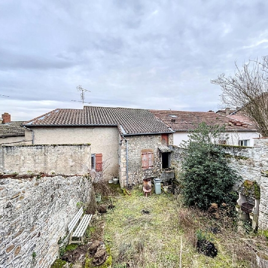 Annonces BEAUJOLAIS : Maison / Villa | TRAMAYES (71520) | 170.00m2 | 139 000 € 