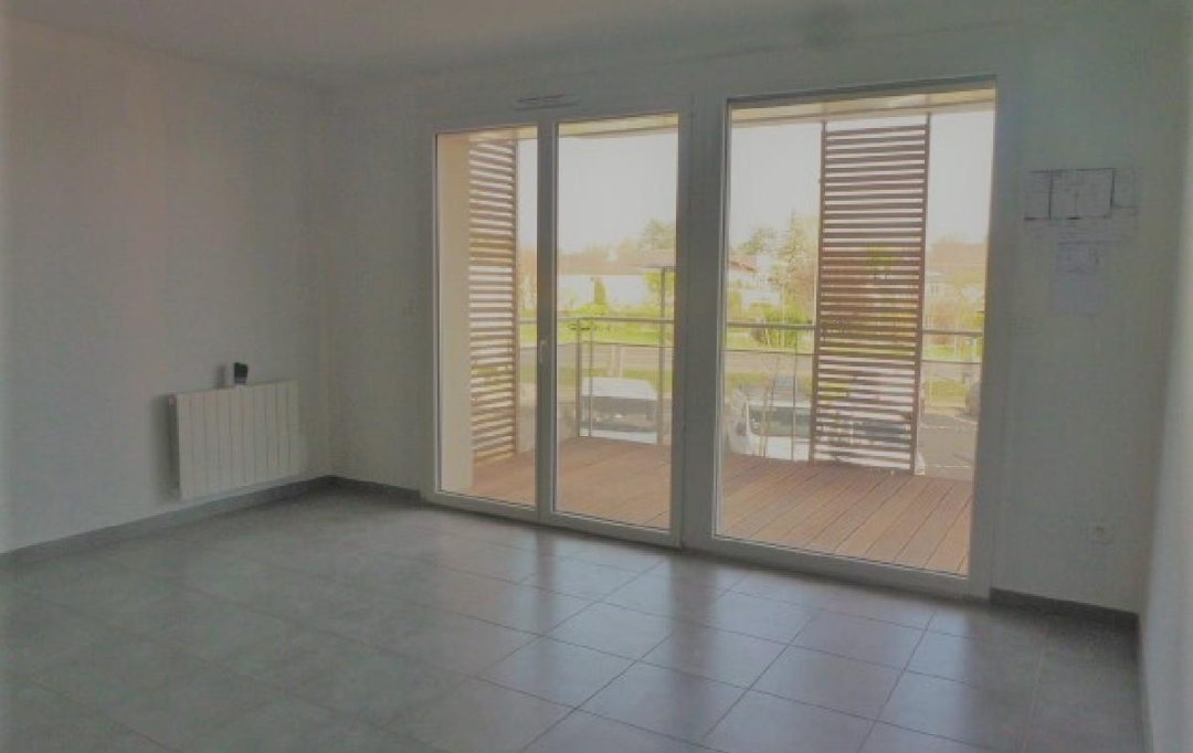 Annonces BEAUJOLAIS : Appartement | CHARNAY-LES-MACON (71850) | 53 m2 | 729 € 