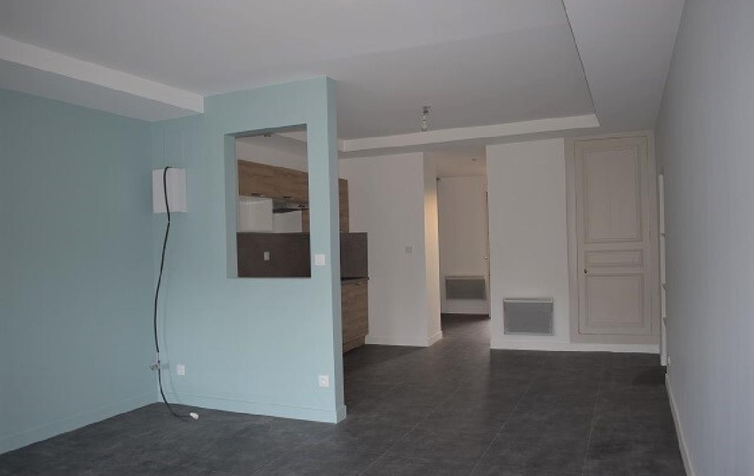 Annonces BEAUJOLAIS : Appartement | CHARNAY-LES-MACON (71850) | 43 m2 | 491 € 