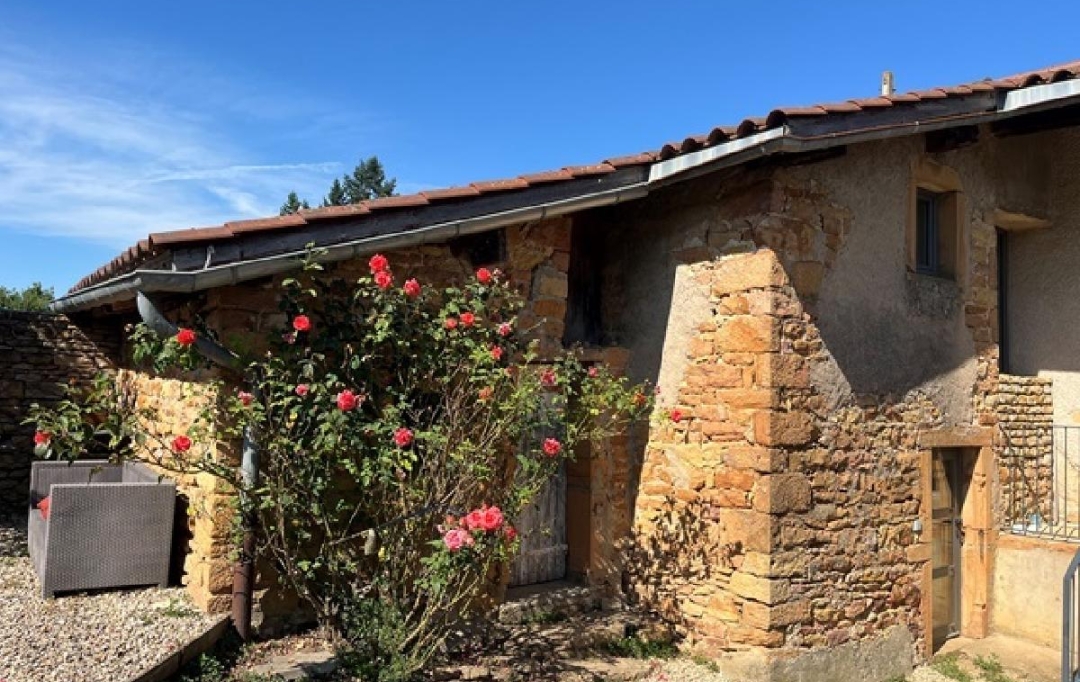 Annonces BEAUJOLAIS : Maison / Villa | MACON (71000) | 77 m2 | 885 € 